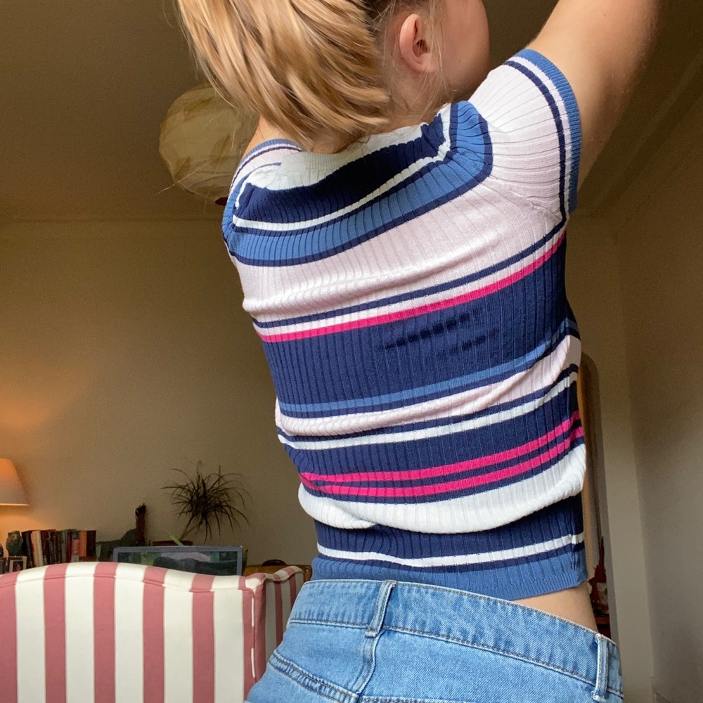 Slim fit, mock neck striped top